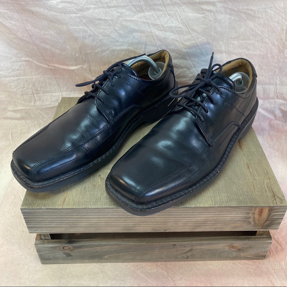 Ecco Black Dress Shoes